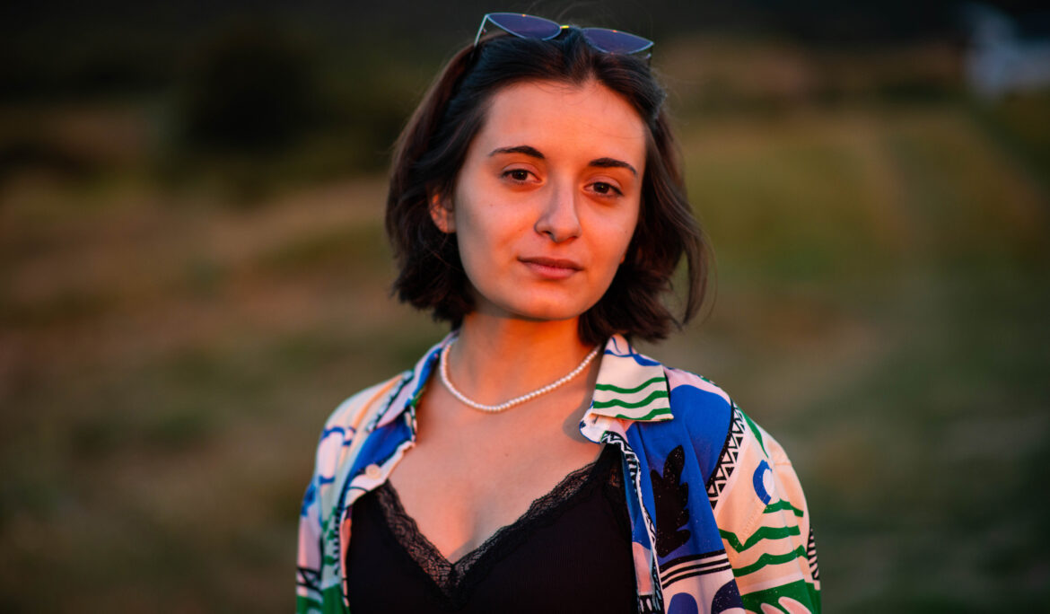 Alina Olteanu, our new graphic designer!