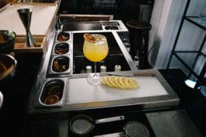 Cocktail Stations: Maximize Your Bar’s Efficiency for Optimal Results